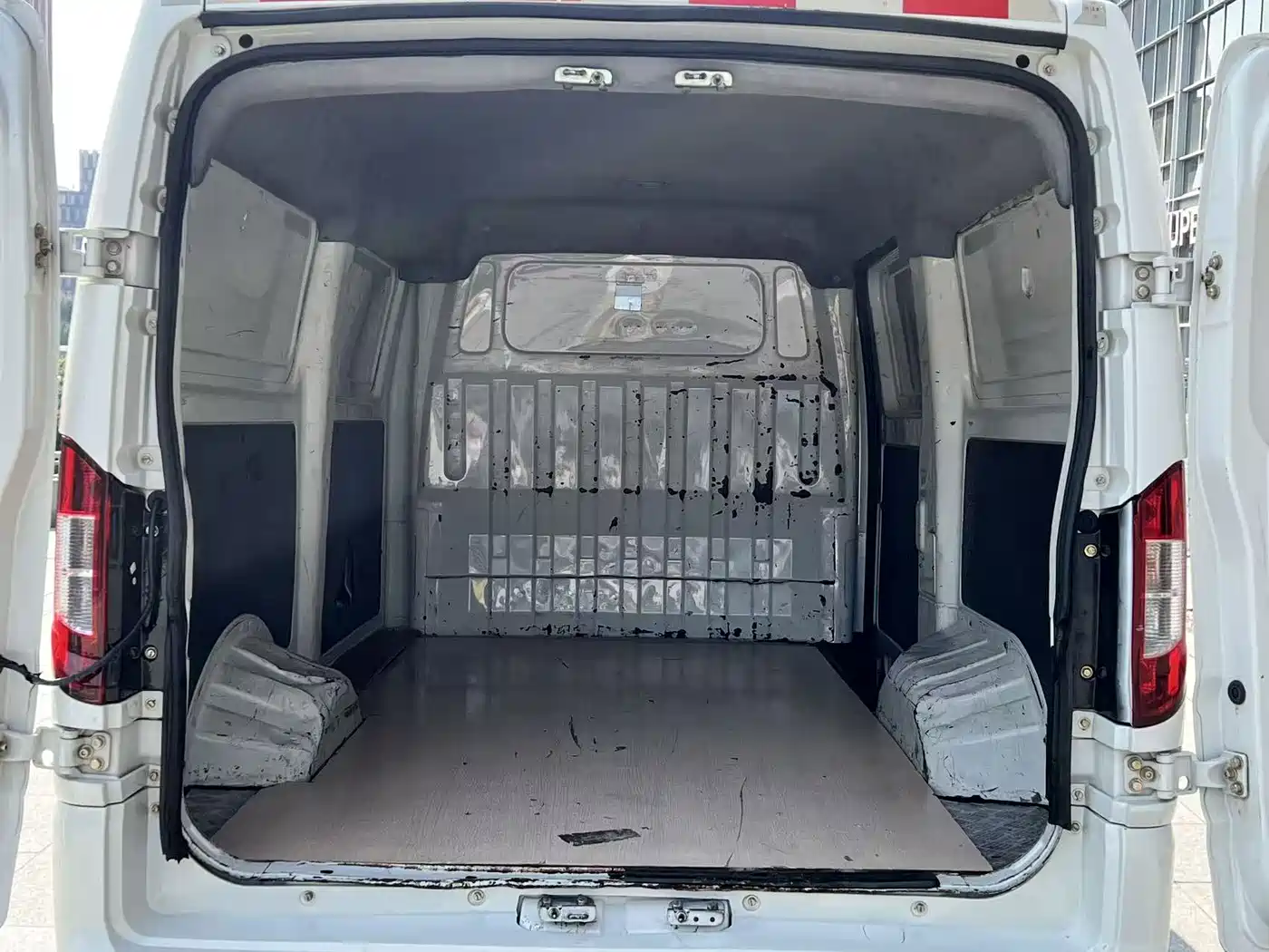 Dongfeng Yufeng Yufeng EM26 2023 2023 Standard Edition 41.472kWh Henan Lithium