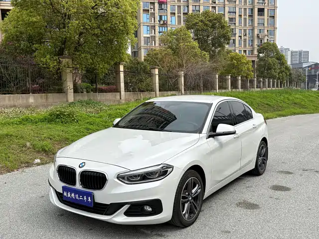 BMW 1 Series 2019