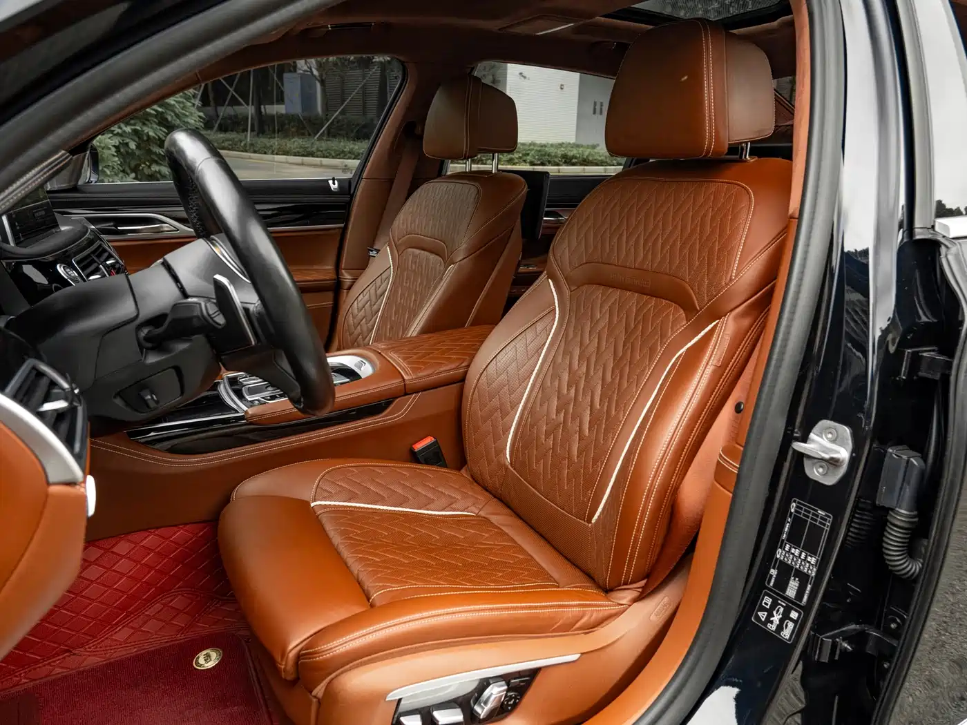 BMW 7 Series 2019 740Li xDrive Executive M Sport Package фото 11