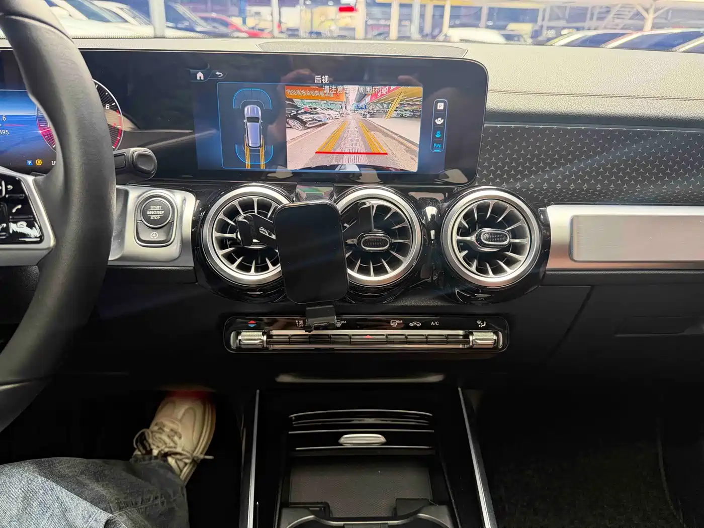 Mercedes-Benz GLB 2024 2024 Facelift GLB 220 Dynamic