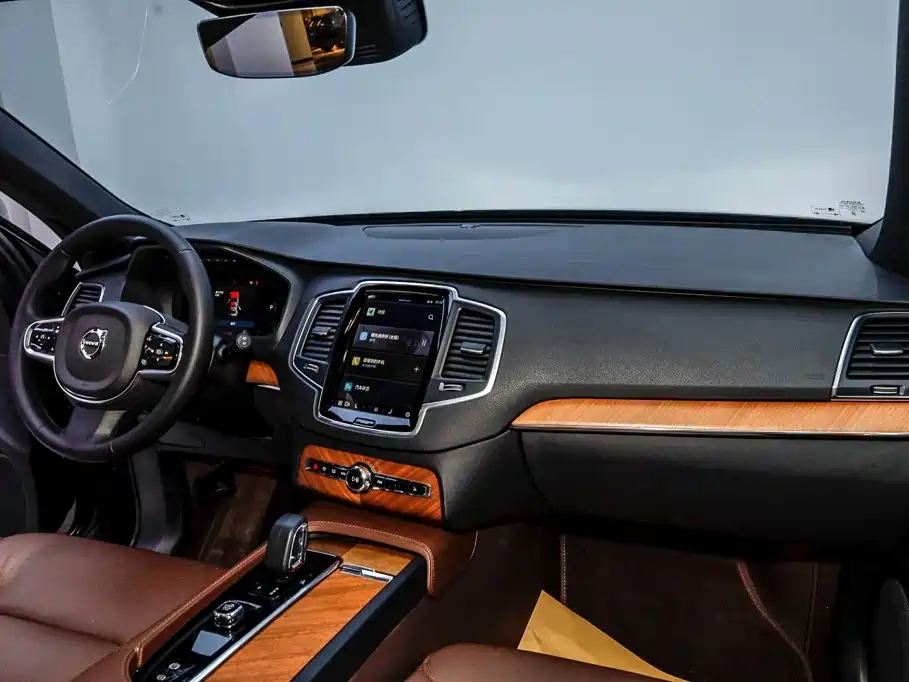 Volvo XC90 2024 2024 B5 Smart Luxury 5-Seater