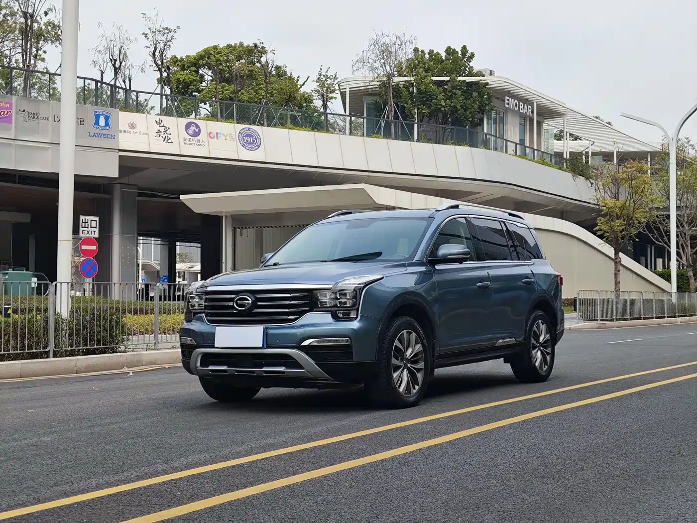 GAC Trumpchi Trumpchi GS8 2017 320T 2WD Luxury Smart Connect (7-seater)