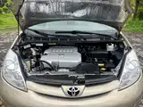 Photo 19 - Toyota Sienna