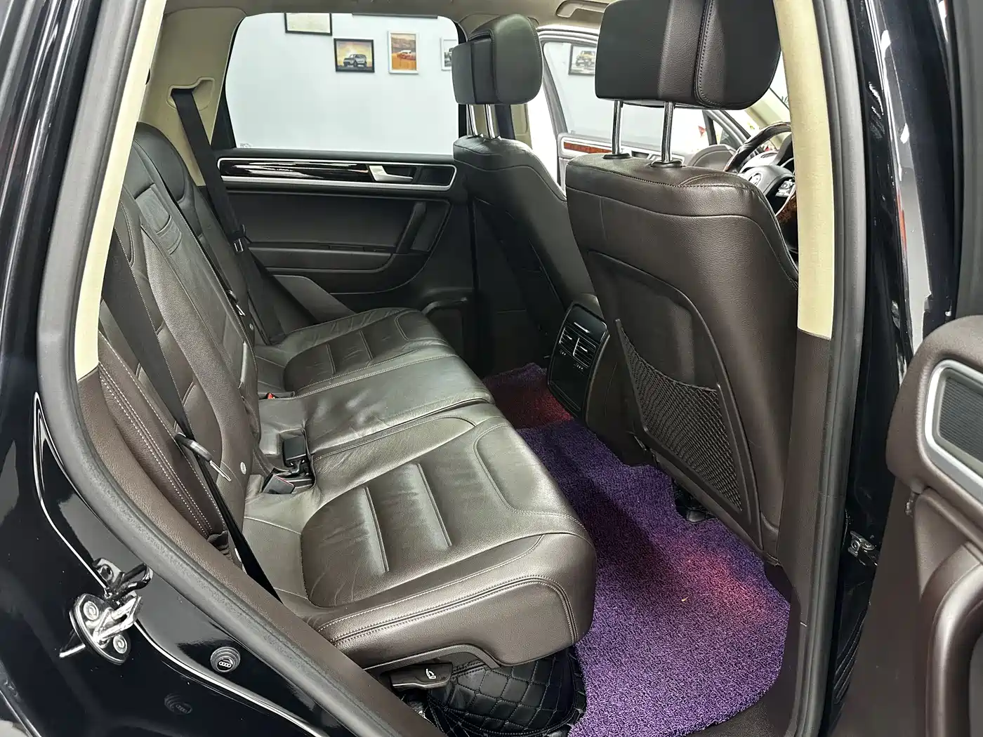 Volkswagen Touareg 2011 3.0TSI Standard фото 18