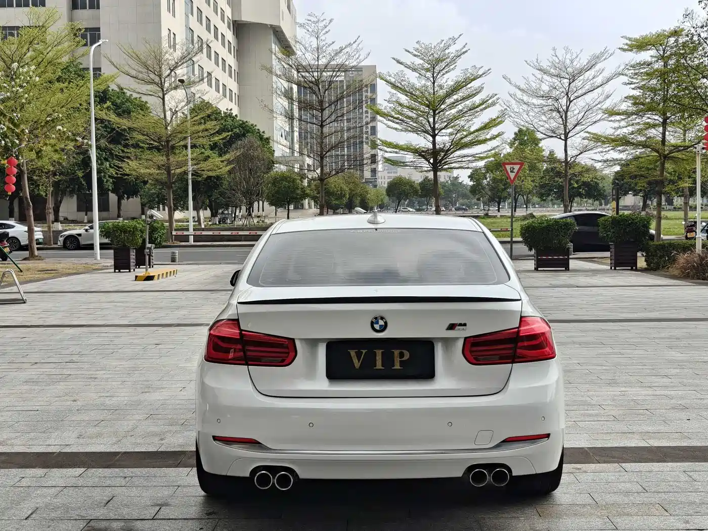 BMW 3 Series 2018 320Li Fashion Style фото 8