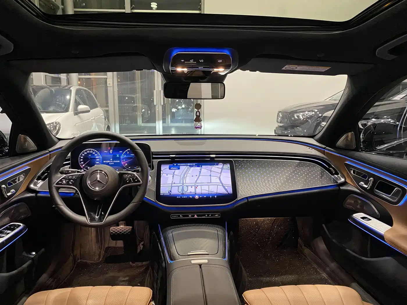 Mercedes-Benz E-Class 2025 E 260 L фото 9