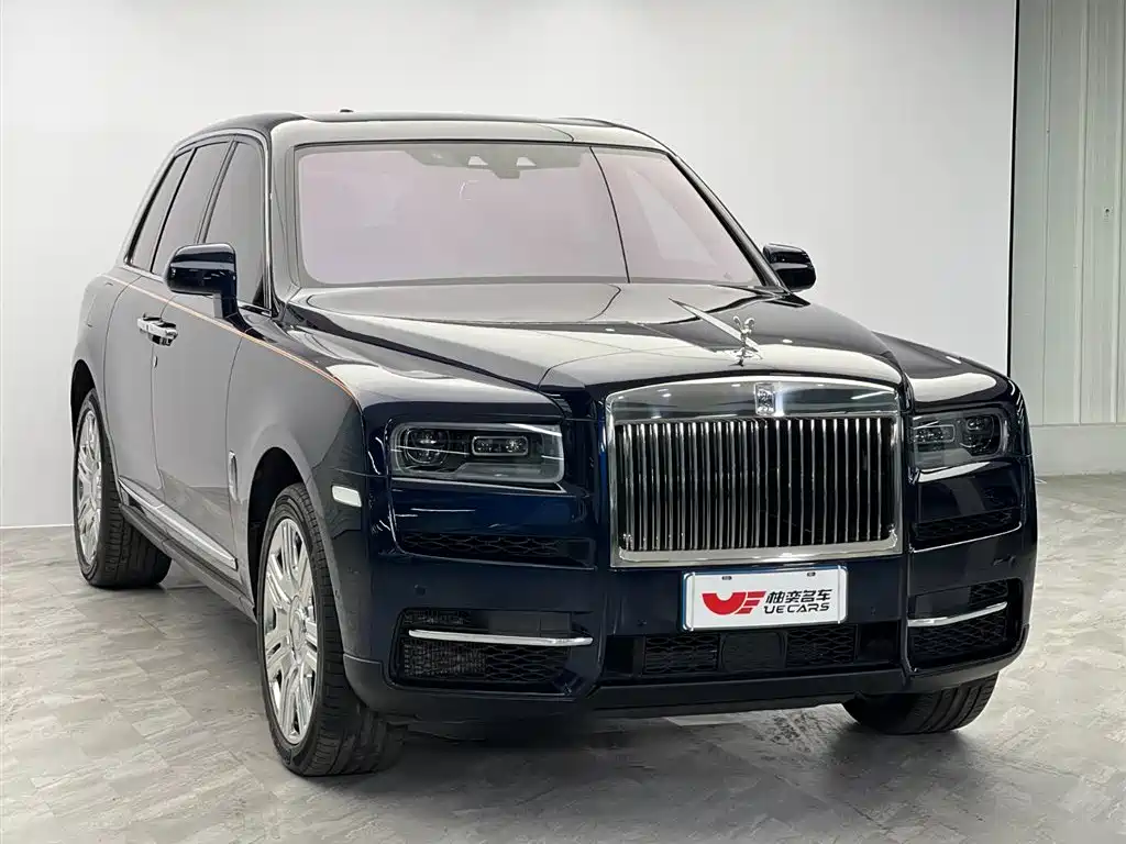 Фото 3 - Rolls-Royce Cullinan