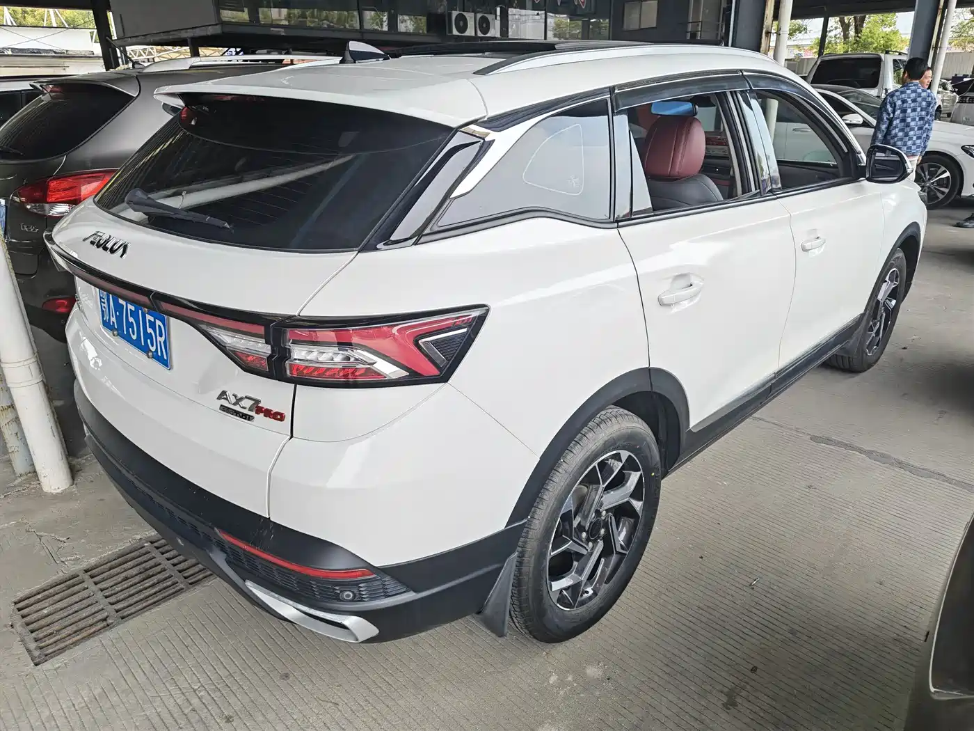 DONGFENG AX7