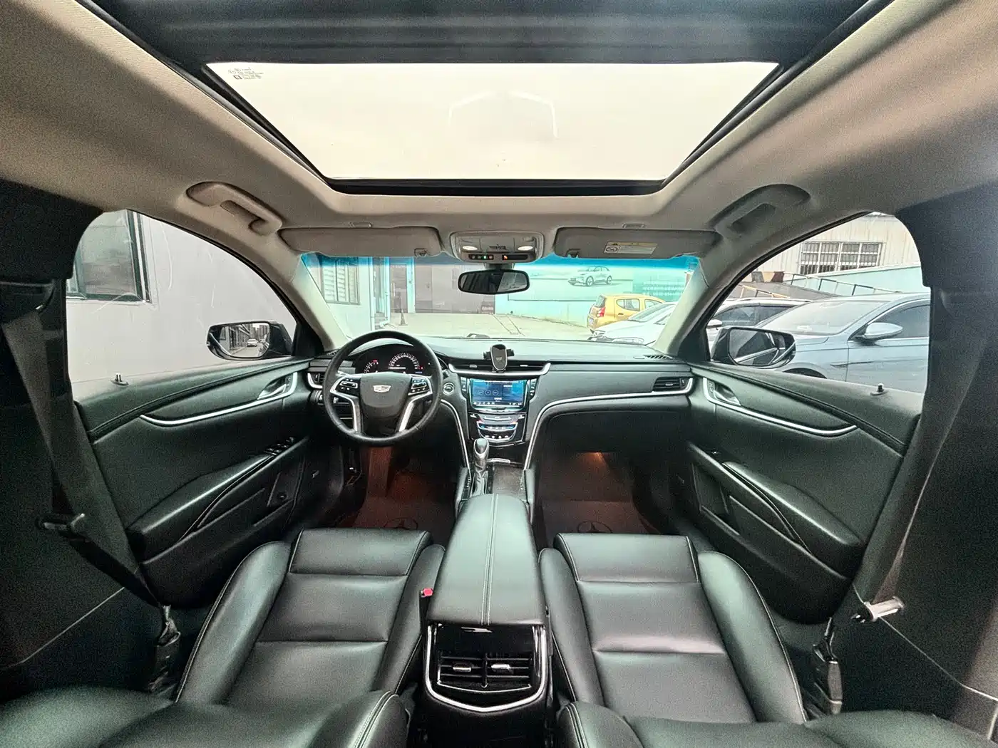 Cadillac XTS 2018 28T Technology фото 14