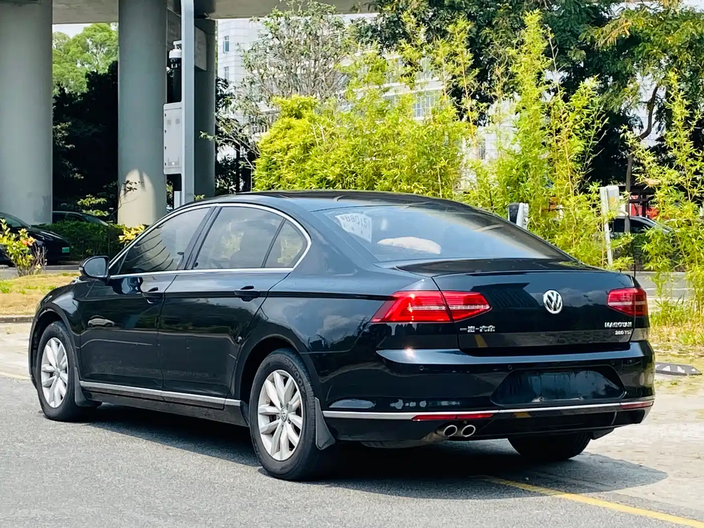 Volkswagen Magotan 2018 280TSI DSG Premium фото 5