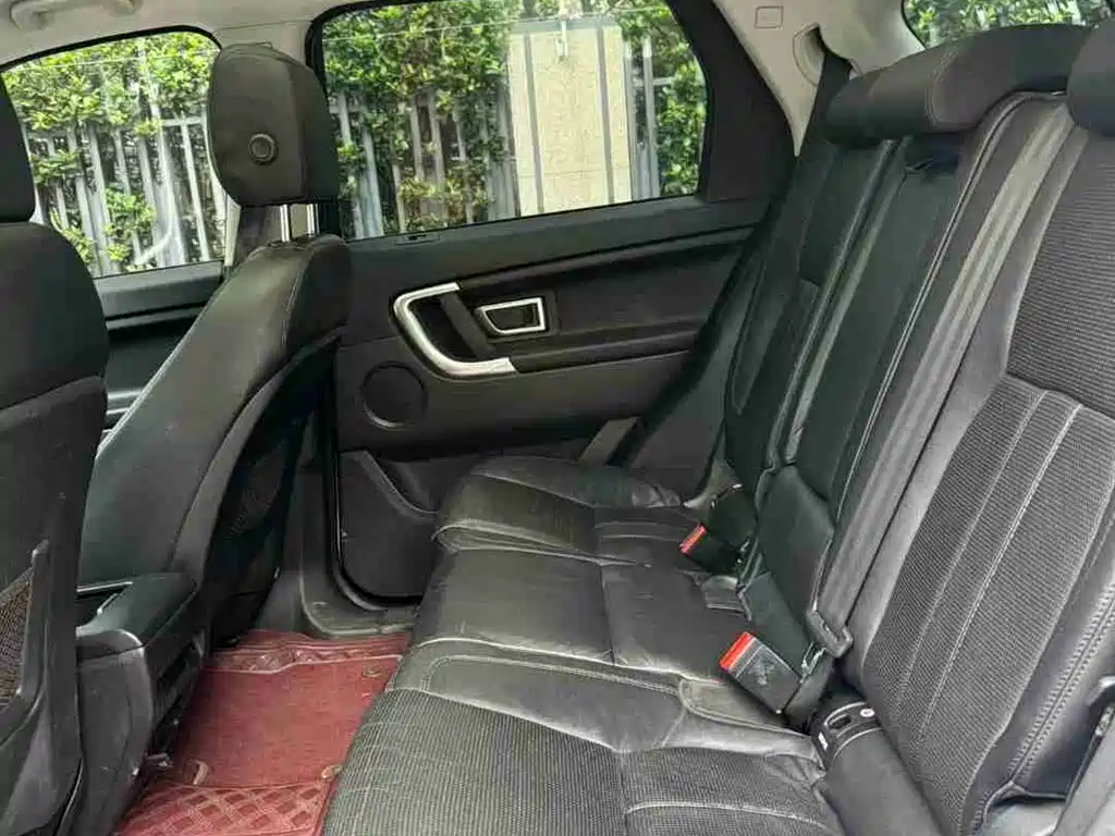 Land Rover Discovery Sport (Import) 2015 2.0T SE фото 10