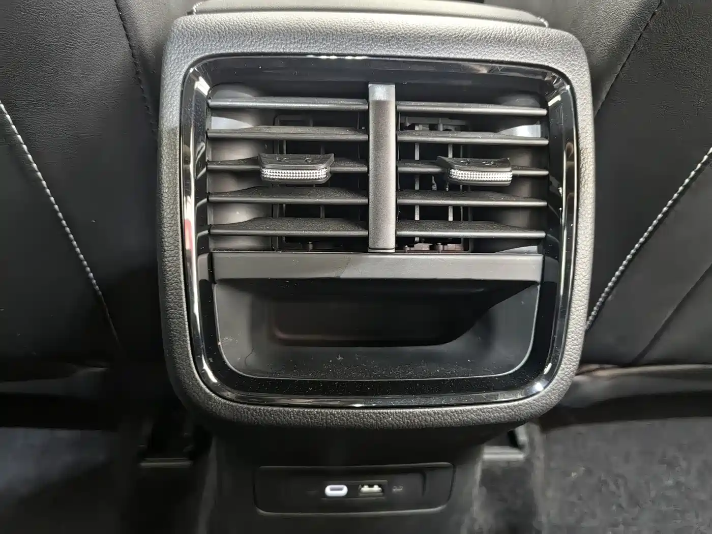 Škoda Octavia 2024 PRO TSI280 Premium Edition фото 27