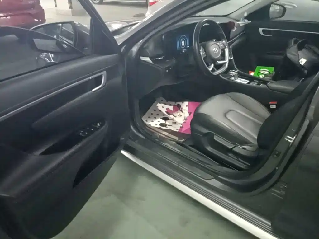 Hyundai Mistra 2021 2021 1.8L CVT GLX Elite