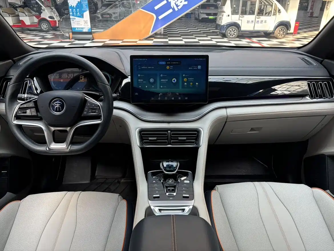 BYD Song PLUS PHEV 2021 DM-i 100KM AWD Flagship PLUS фото 13