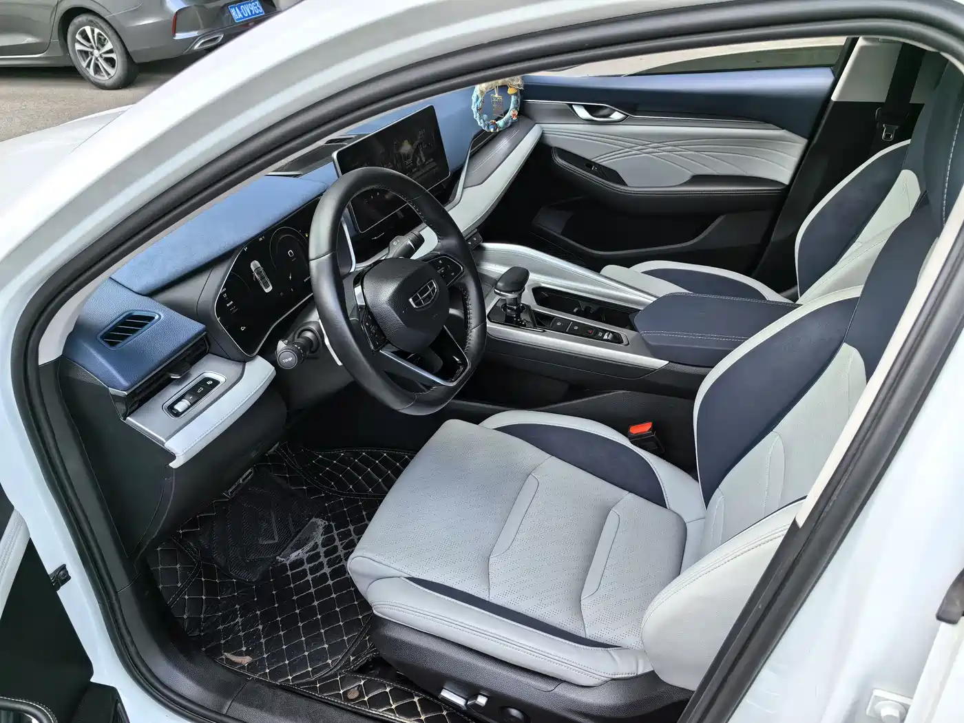 GEELY AUTOMOBILE XINGRUI