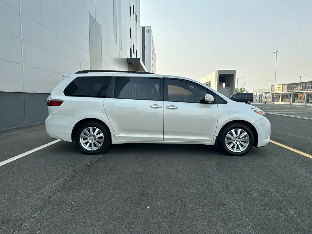 Toyota Sienna 2017 2016 3.5L 4WD LIMITED