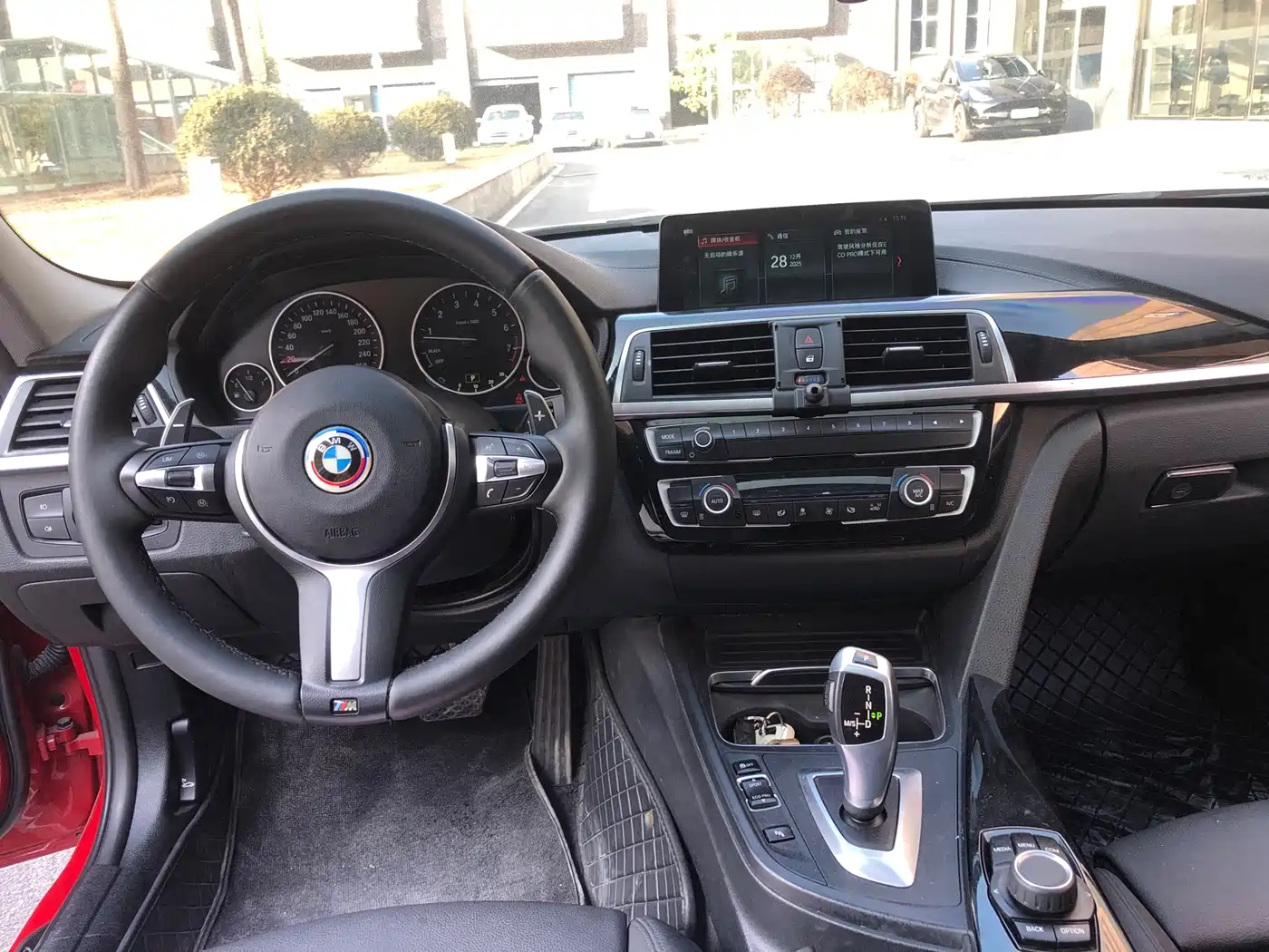 BMW 3 Series 2018 320Li Fashion Style фото 5