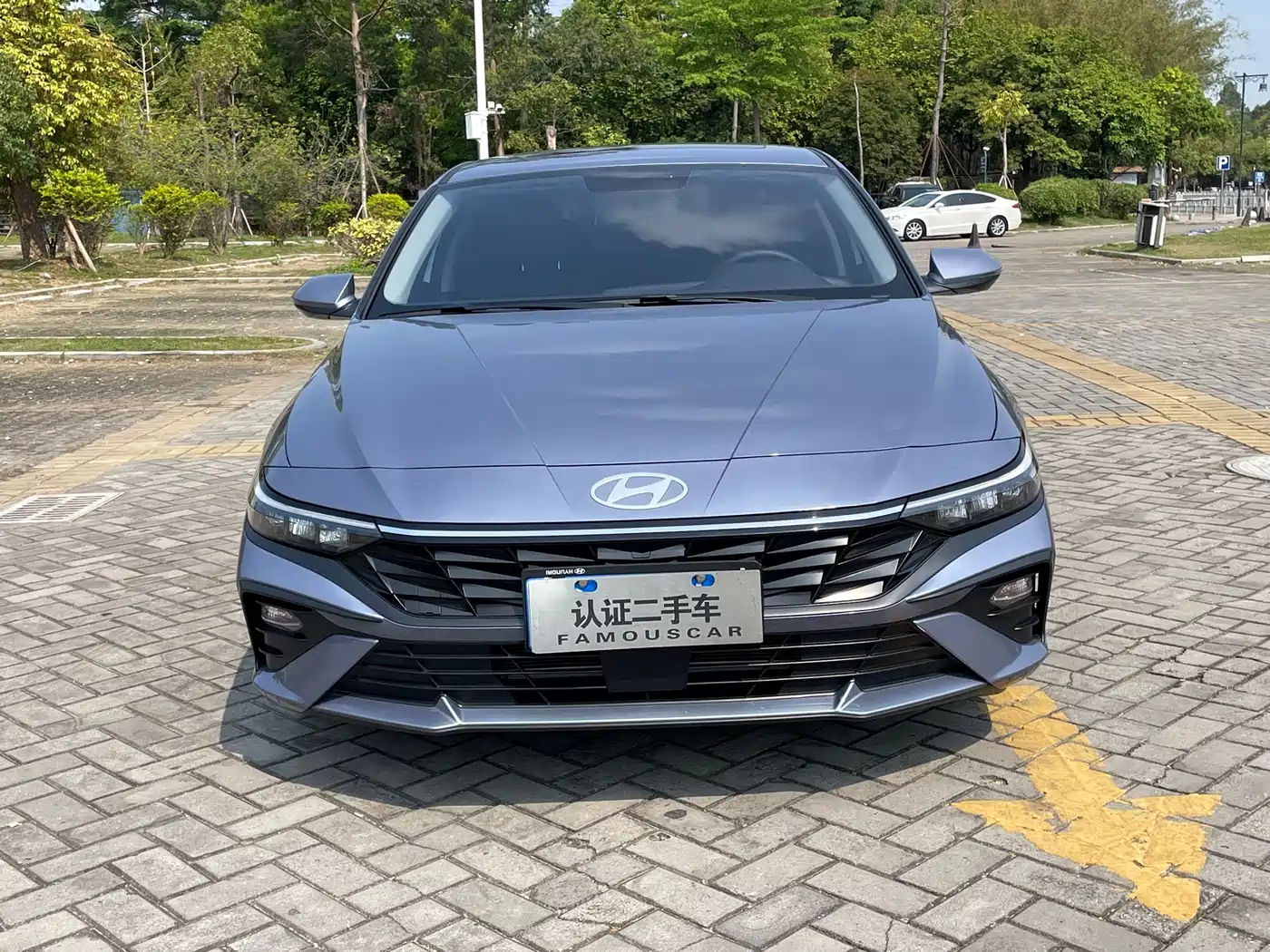 Hyundai Elantra 2023 1.5L CVT GLX Elite Edition фото 2