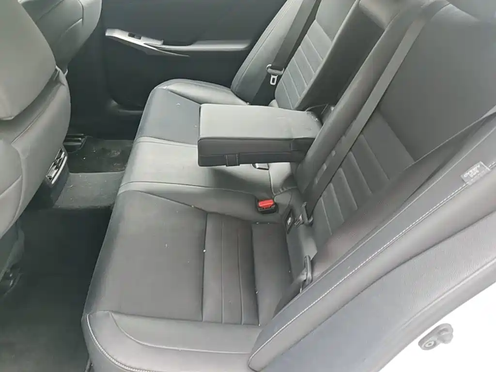 Lexus IS 2019 2017 300 F SPORT