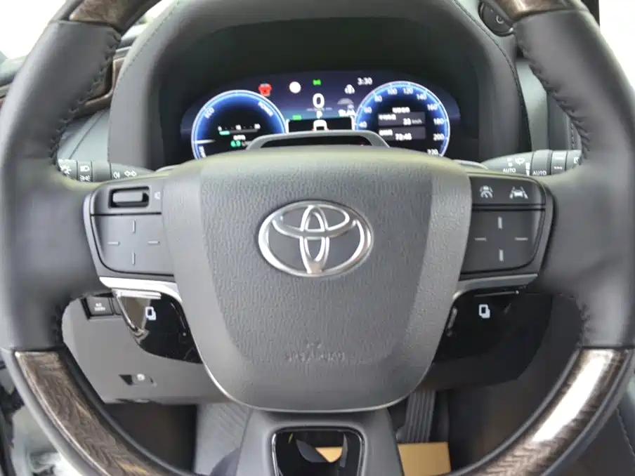 Toyota Alphard 2026 2024 Hybrid 2.5L Ultimate Enjoyment Edition