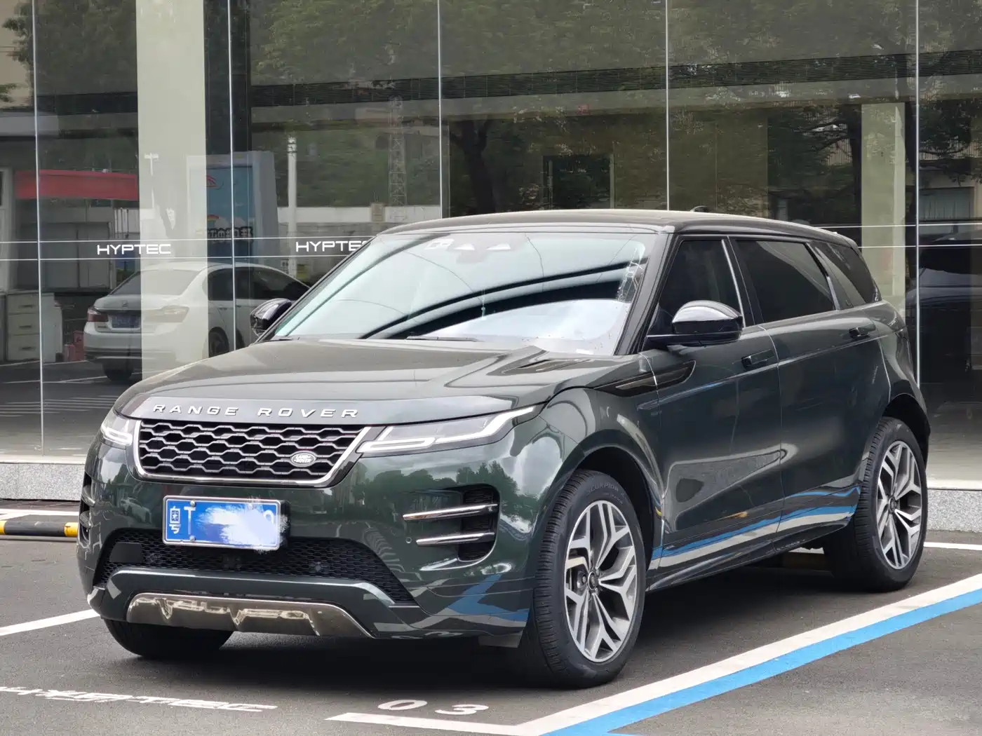 Land Rover Range Rover Evoque 2021 Range Rover Evoque L 249PS R-Dynamic First Edition Launch Edition фото 3