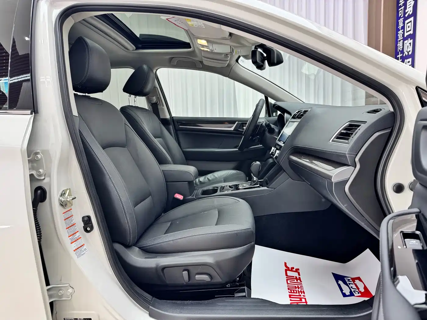 Subaru Outback 2019 2018 2.5i Luxury Navigation EyeSight