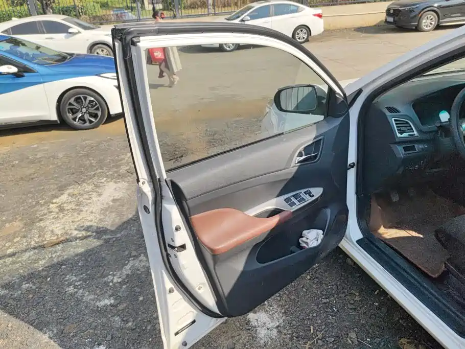BYD F3 2015 2015 Energy-saving Edition 1.5L Manual Luxury