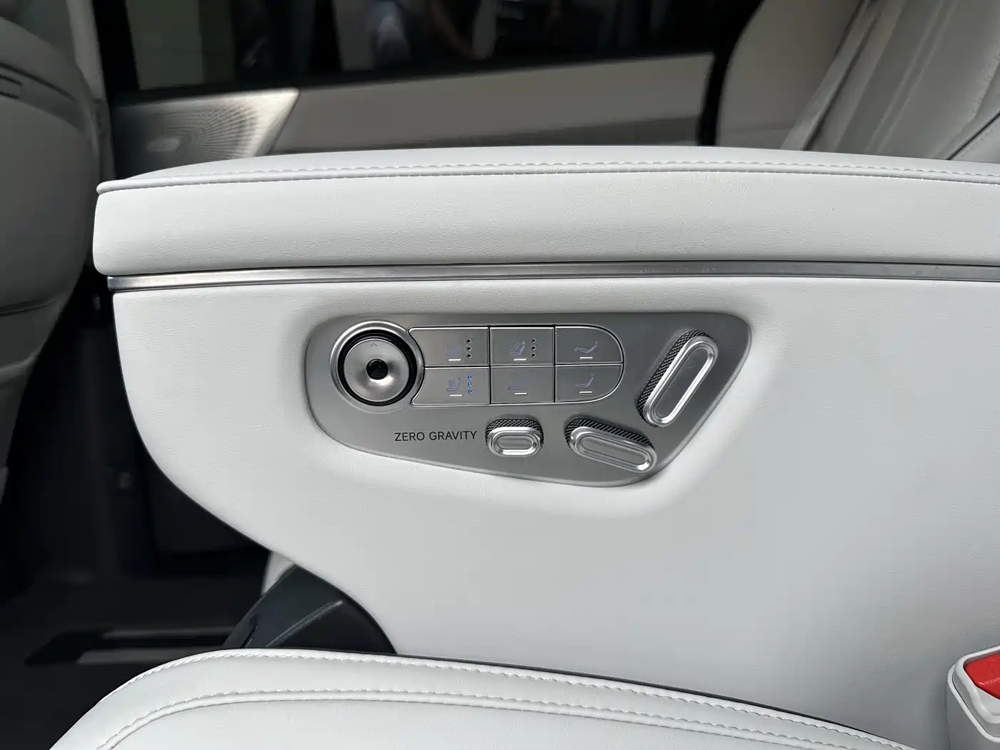 XPeng X9 2025 2025 Extended Range Edition