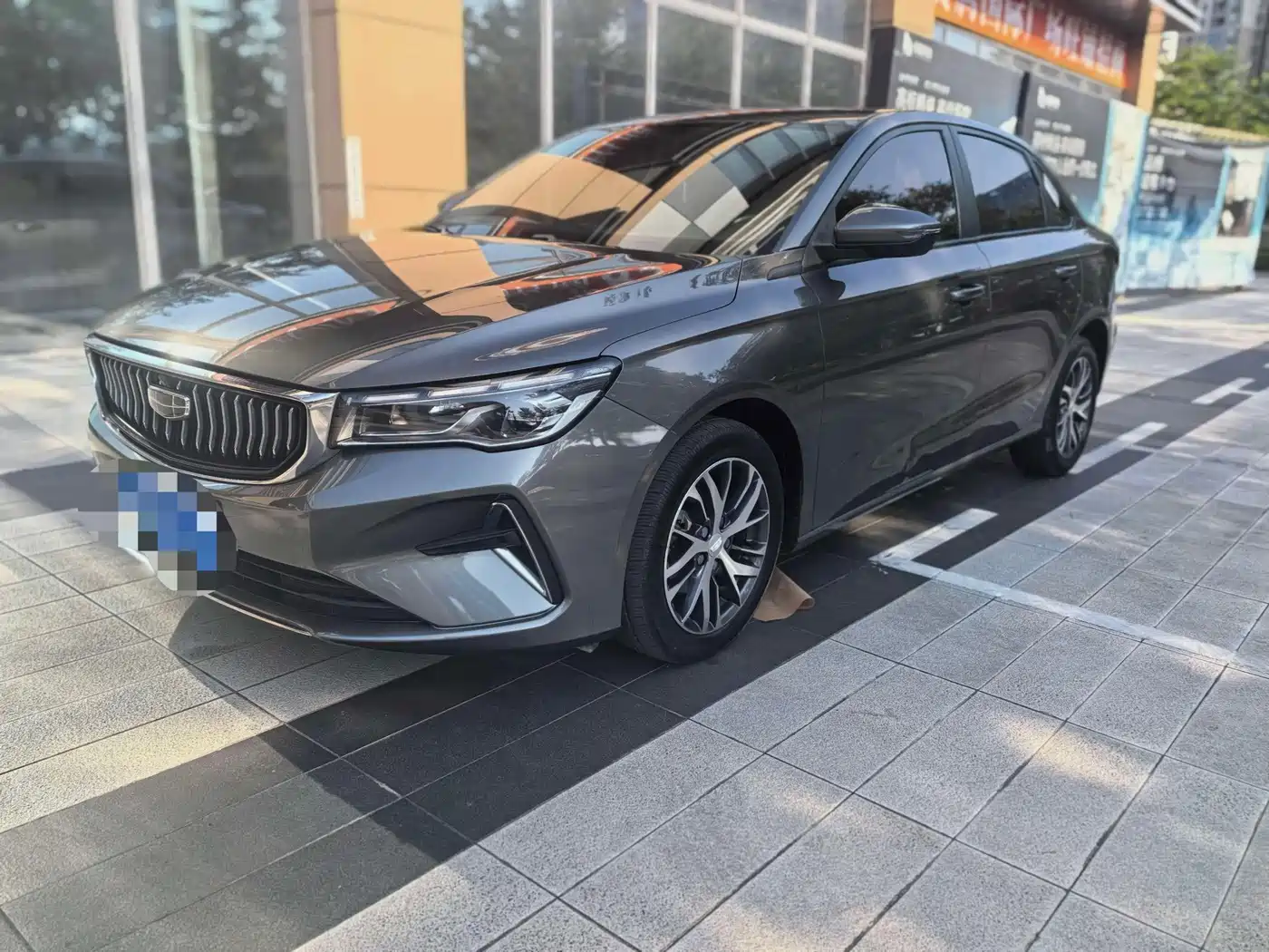 Geely Emgrand 2023 — пригон из Китая