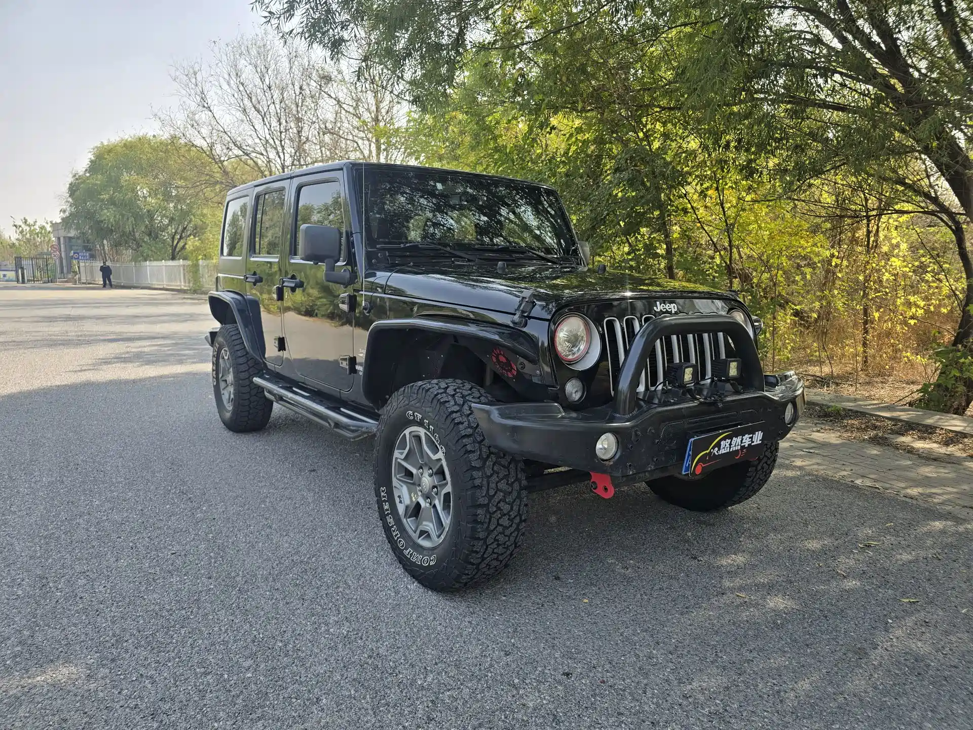 Photo 3 - Jeep Wrangler