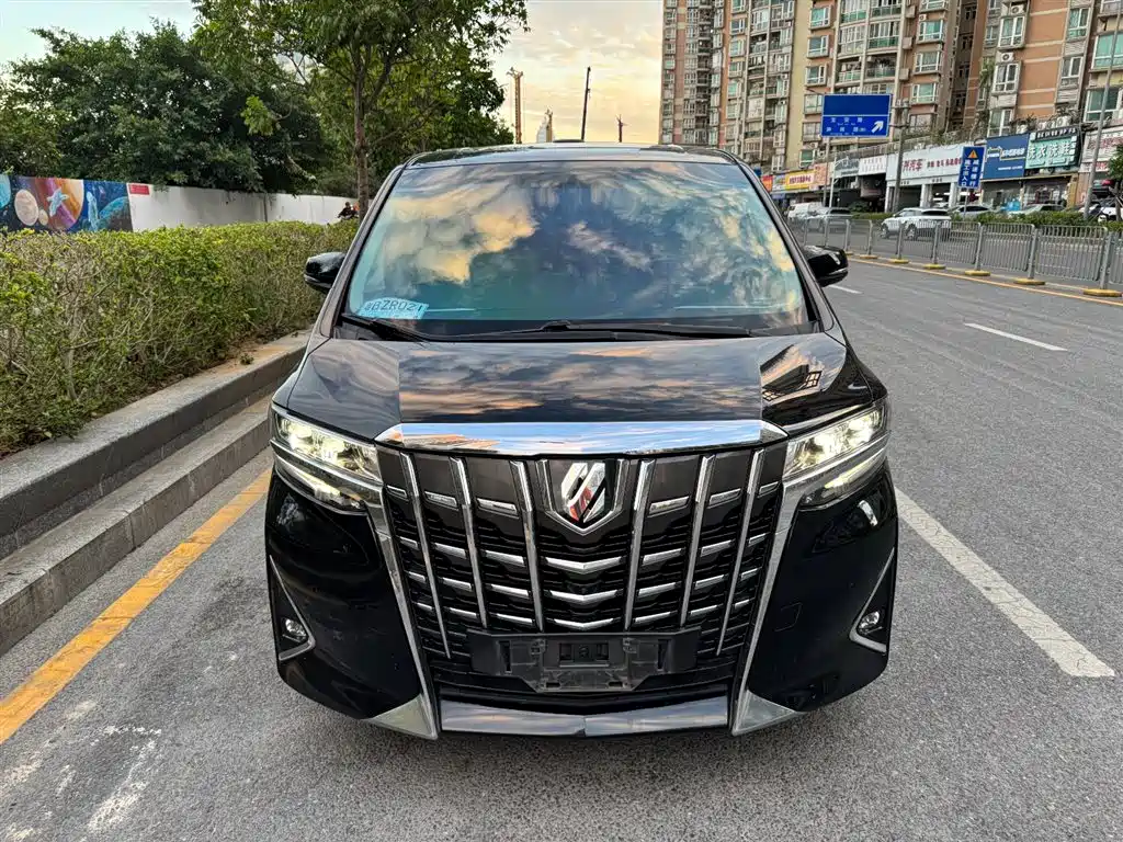 Toyota Alphard 2018 Facelift 3.5L Luxury Edition фото 2