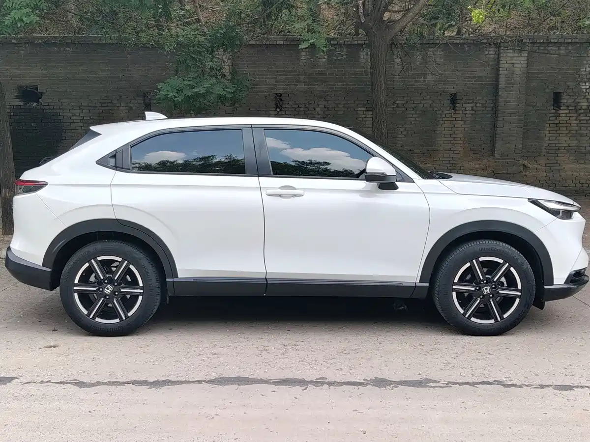 Photo 3 - Honda Vezel