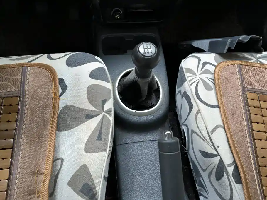 Photo 16 - Suzuki SX4