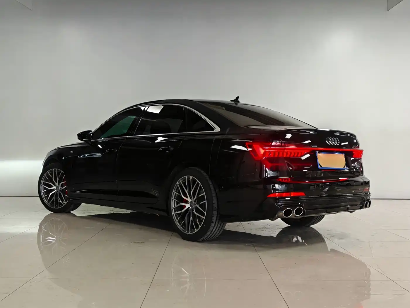 Audi A6L 2020 55 TFSI quattro Exclusive Dynamic фото 26