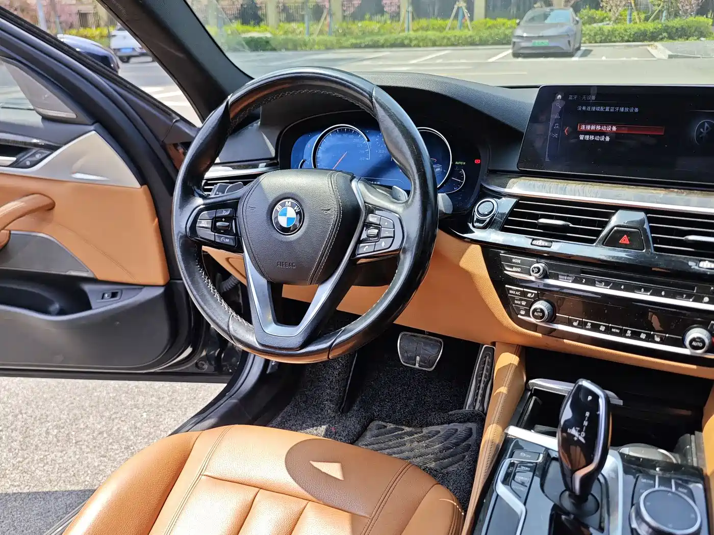 BMW 5 Series 2018 530Li Leading M Sport Package фото 16
