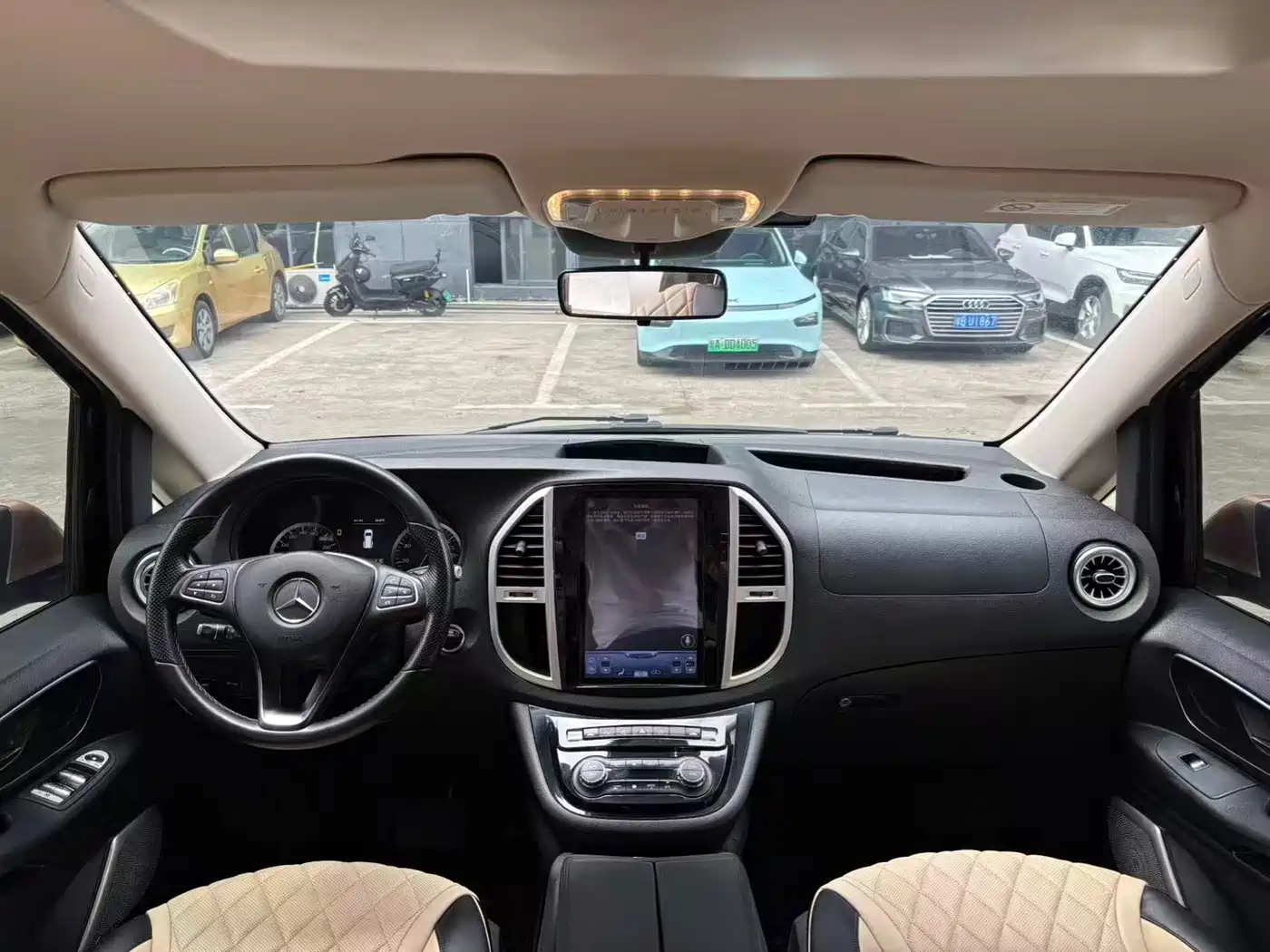 Mercedes-Benz Vito 2018 2.0T Business Edition China VI фото 6