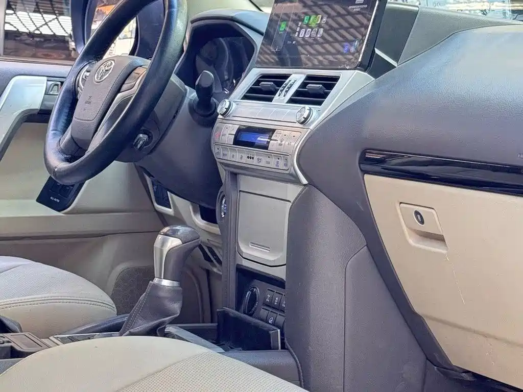 Toyota Prado (Import) 2020 2014 2.7L Automatic Standard Edition