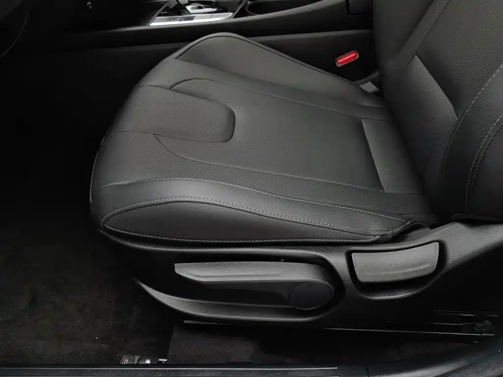 Hyundai Elantra, миниатюра 20
