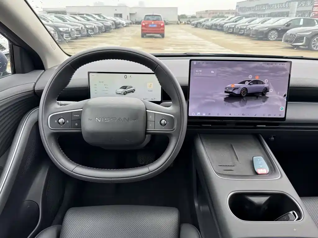 Nissan N6 2025 2025 Mid Configuration