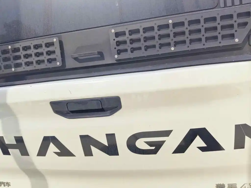 Changan Hunter 2025 2024 Warrior Edition Luxury Dual Motor AWD Extra Long Box