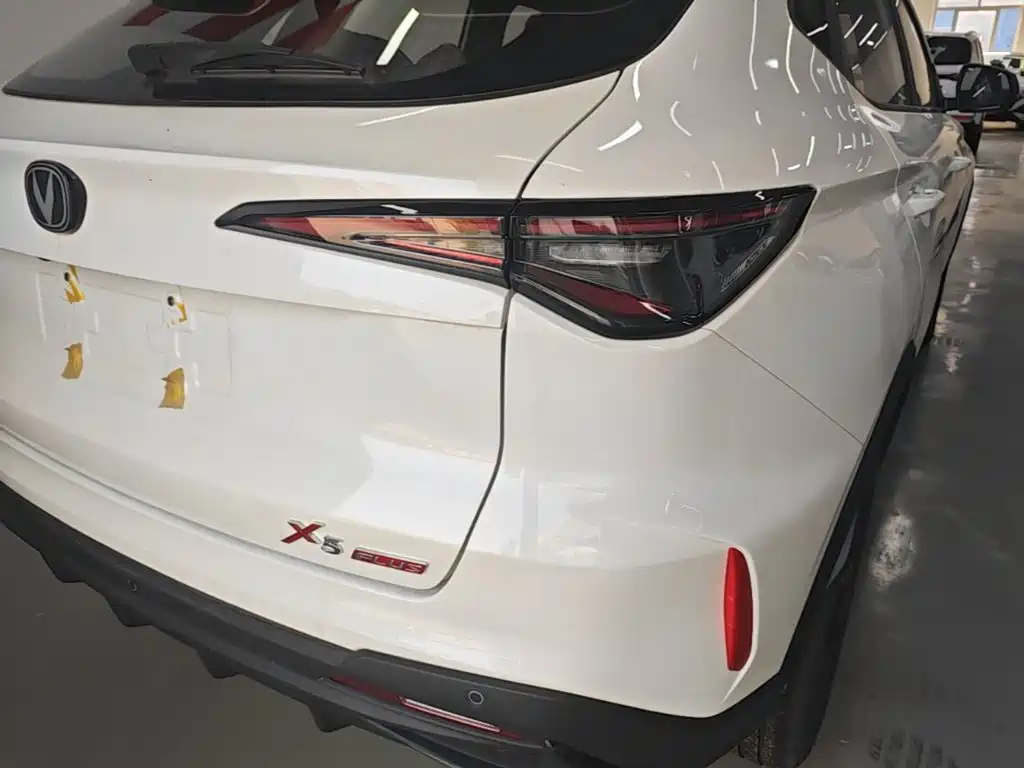 Фото 8 - Changan X5 PLUS