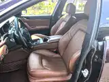 Фото 2 - Maserati Quattroporte