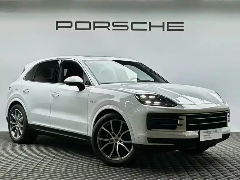 PORSCHE CAYENNE NEW ENERGY