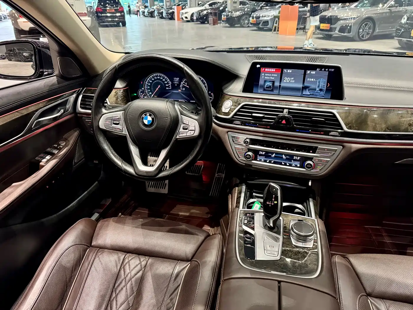 BMW 7 Series 2018 730Li Premium Type Excellence Package фото 7