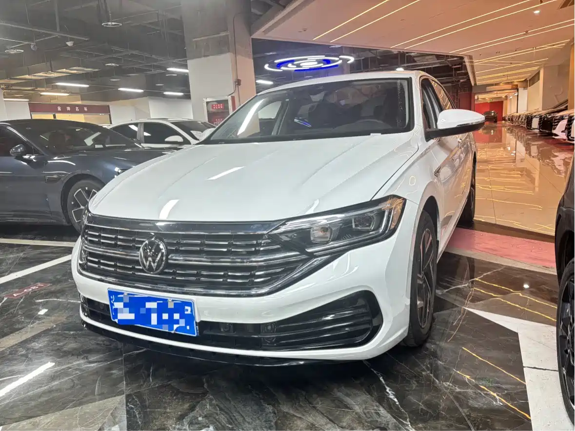 Volkswagen Sagitar 2023 300TSI DSG Excellence Edition