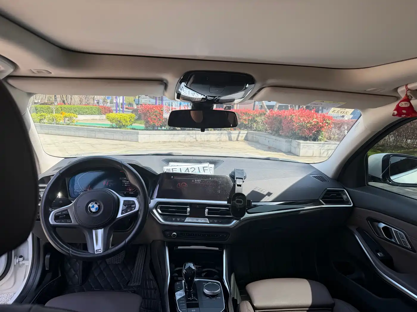 BMW 3 Series 2021 320Li M Sport Package фото 7