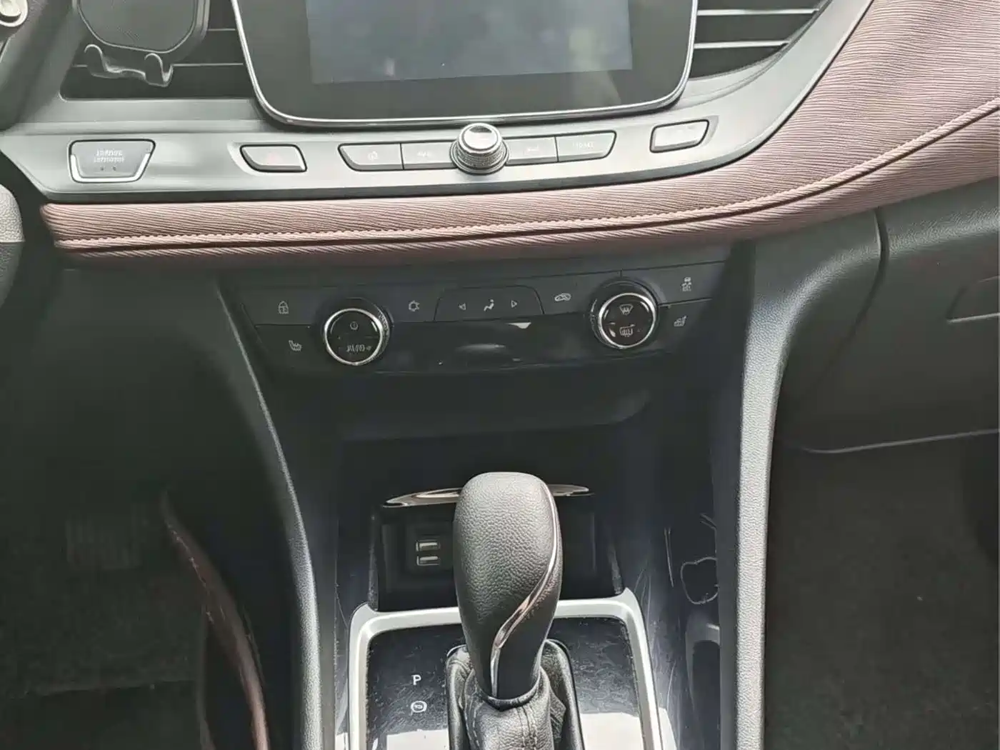Фото 8 - Buick GL6
