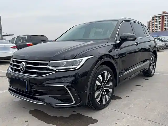 Volkswagen Tiguan L 2022