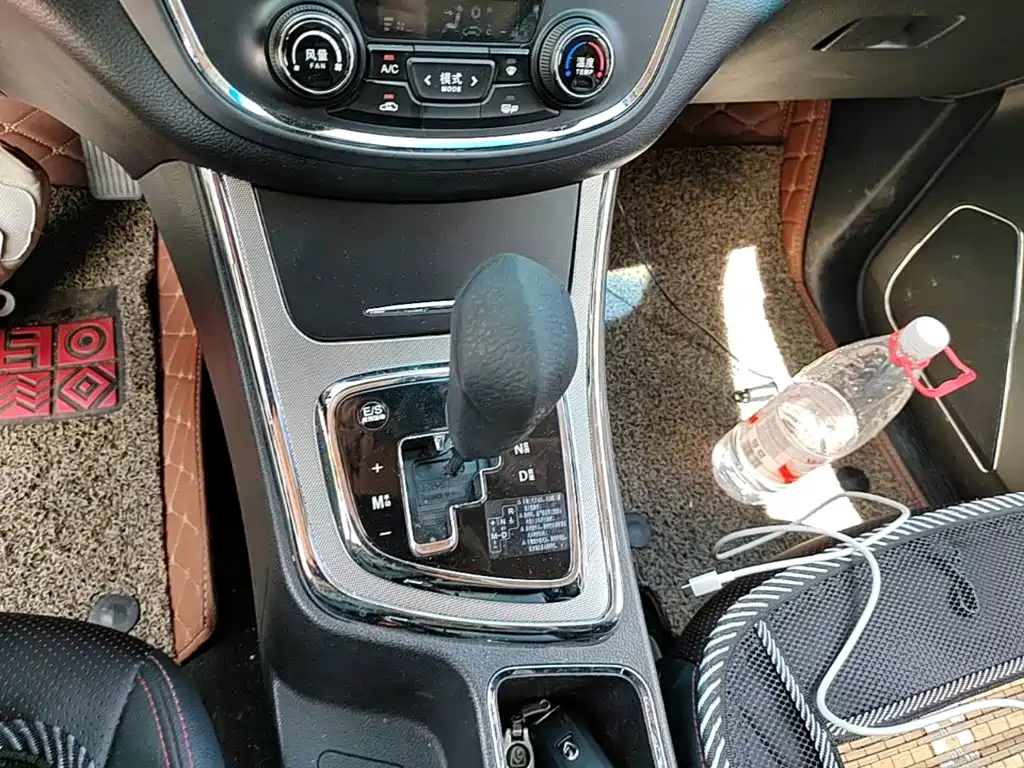 Baojun 560 2018 2016 1.8L iAMT Luxury