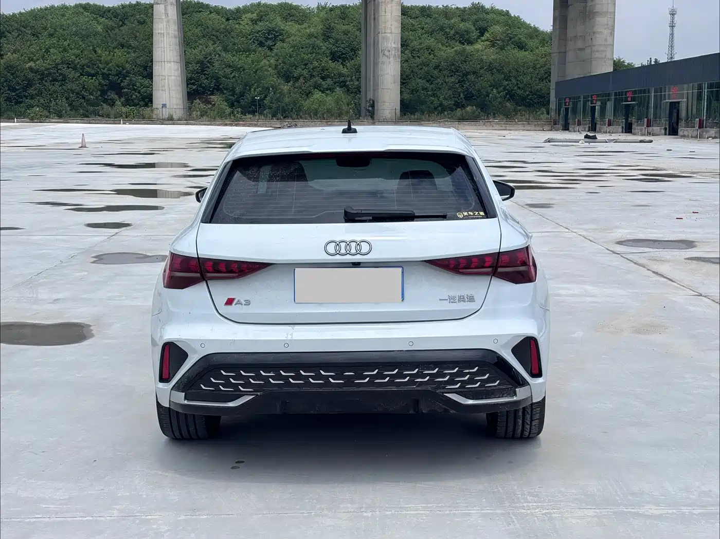 Photo 7 - Audi A3